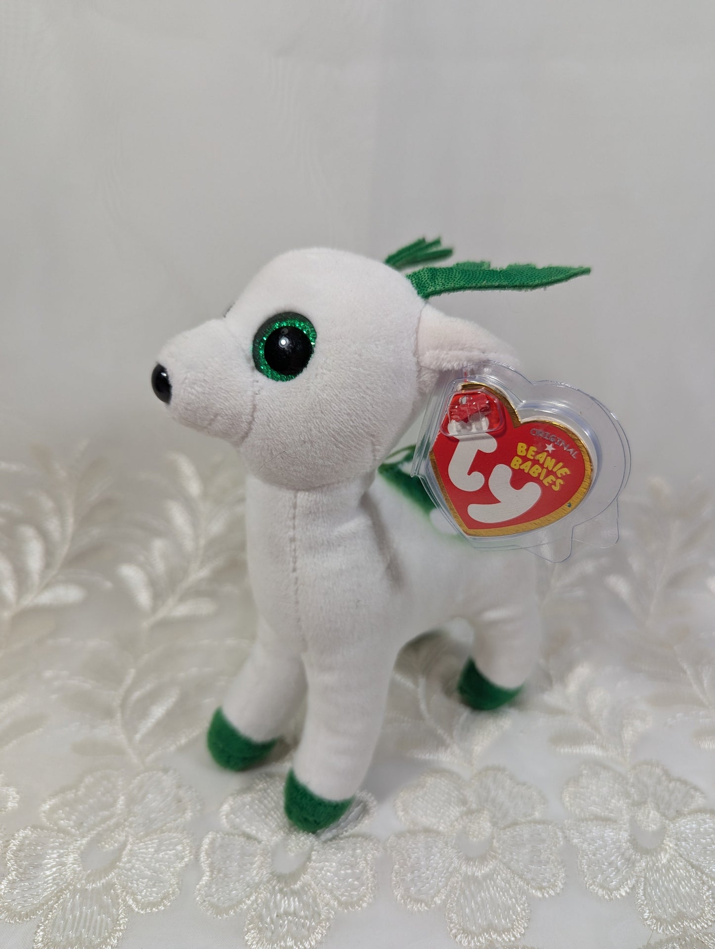 Ty Beanie Baby - Peppermint The Reindeer (6.5 in) - Vintage Beanies Canada