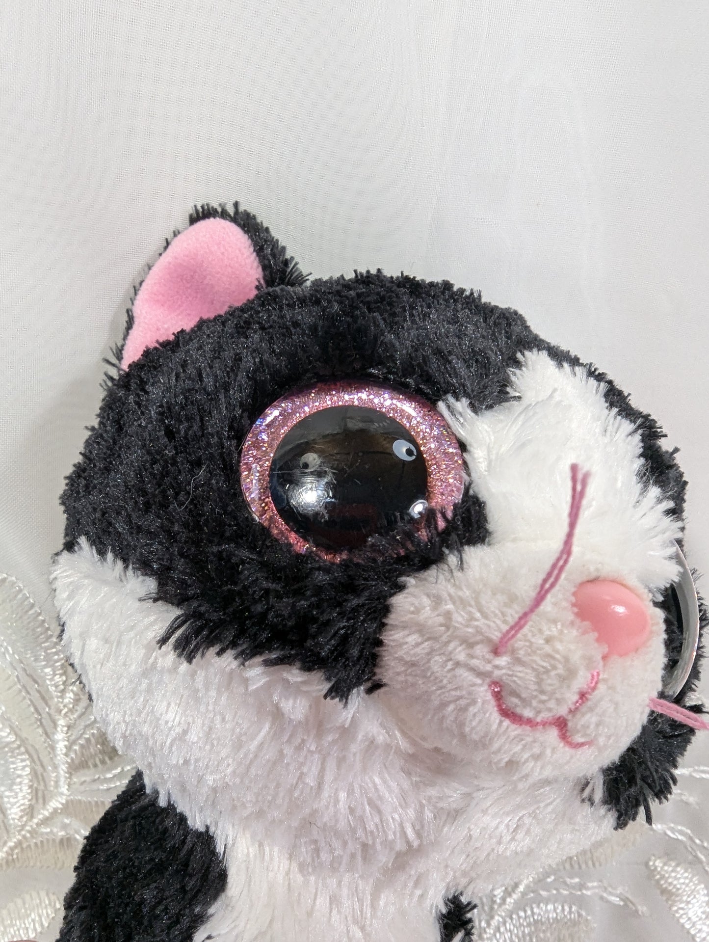 Ty Beanie Boo - Pepper The Black And White Cat (6in) No Tag