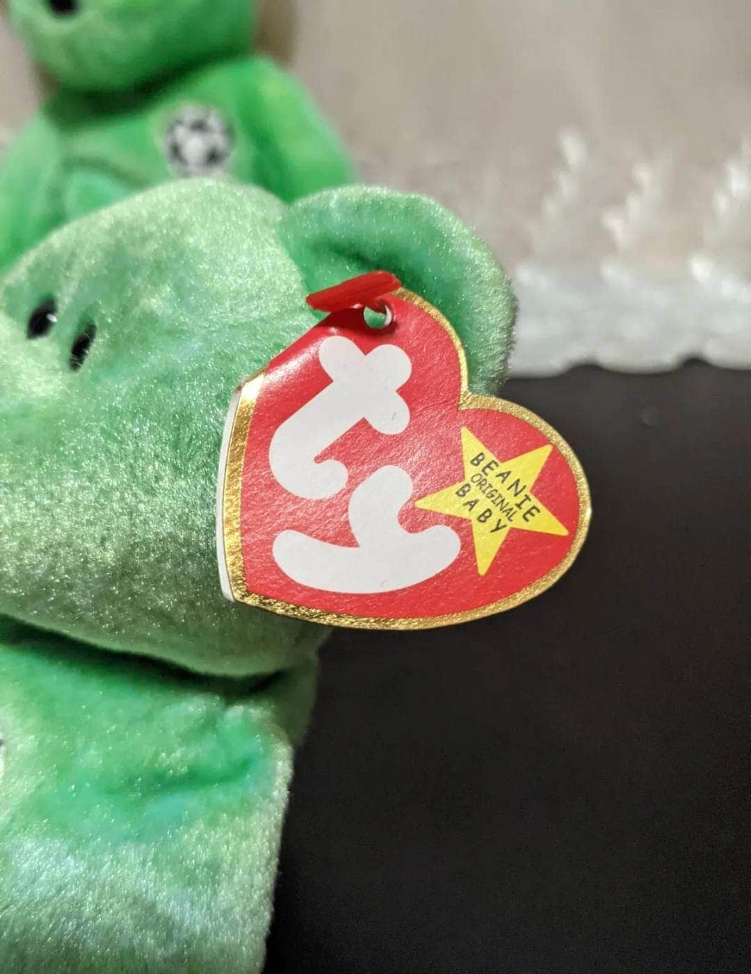 1 RARE COLLECTIBLE TY outlet Beanie Babie Bear KICKS