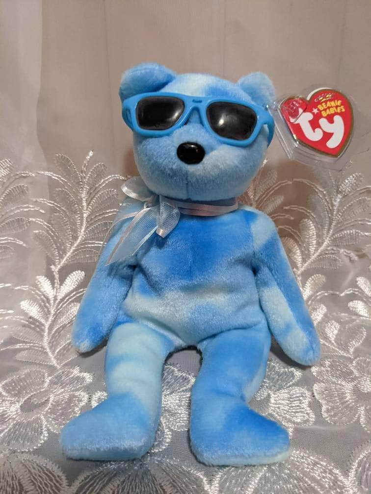Ty Beanie Baby - Berry Ice The Blue Ice Bear (8.5 in) - Vintage Beanies Canada