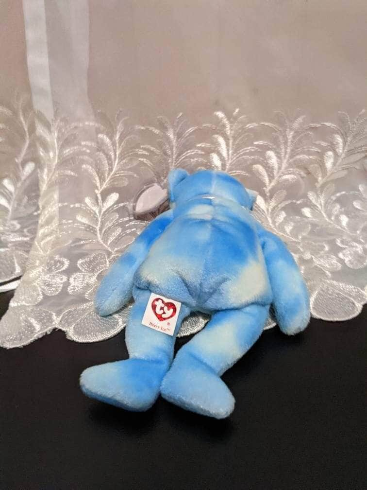 Ty Beanie Baby - Berry Ice The Blue Ice Bear (8.5 in) - Vintage Beanies Canada