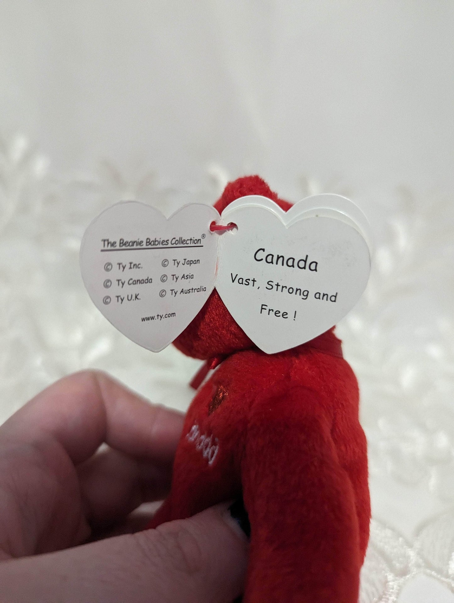 Ty Beanie Baby - Canada The Red Bear Keychain Clip (5.5in) - Vintage Beanies Canada