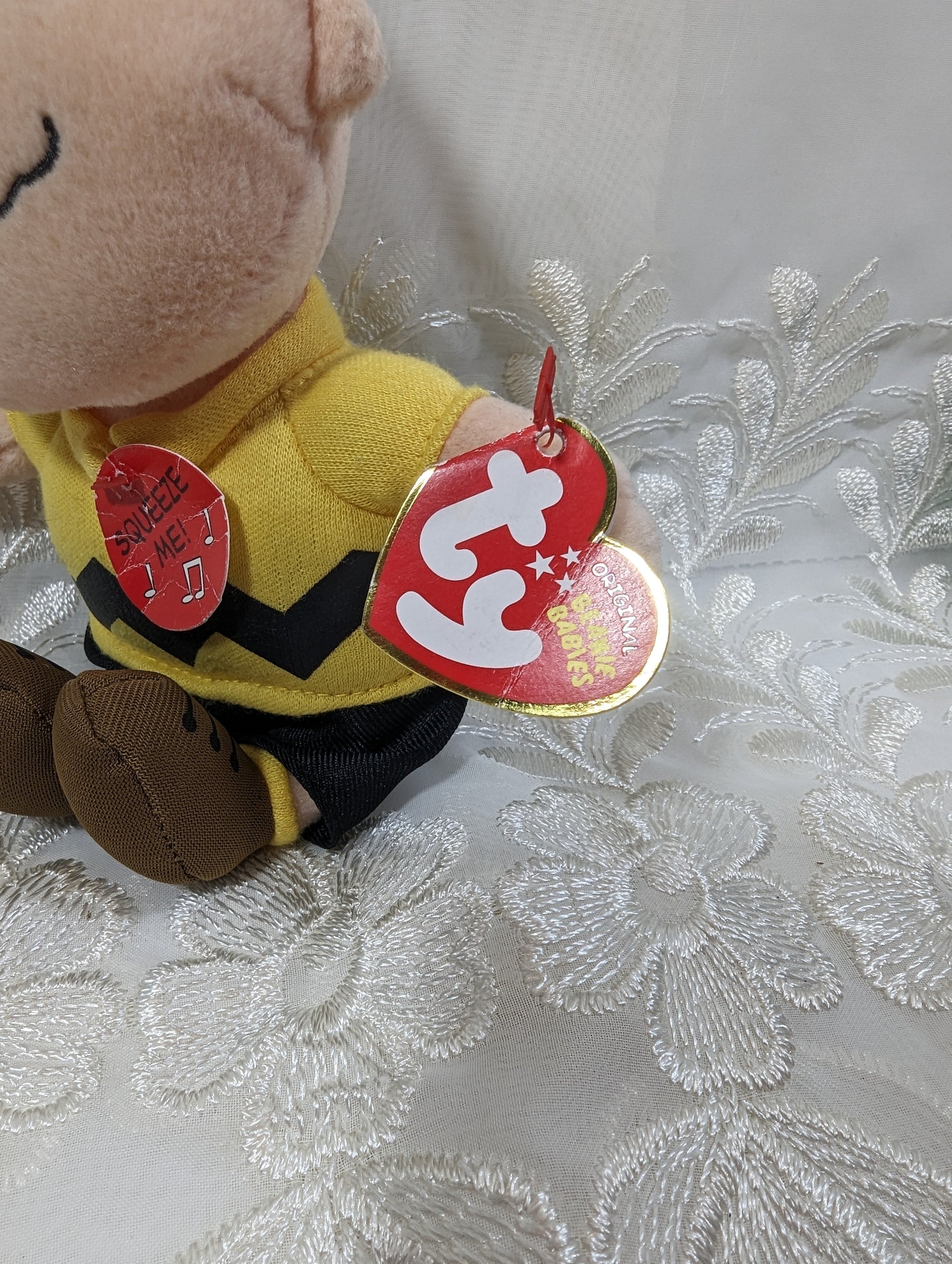 Ty Beanie Baby - Charlie Brown From The Peanuts (7in) Creased Tag, No Sound - Vintage Beanies Canada