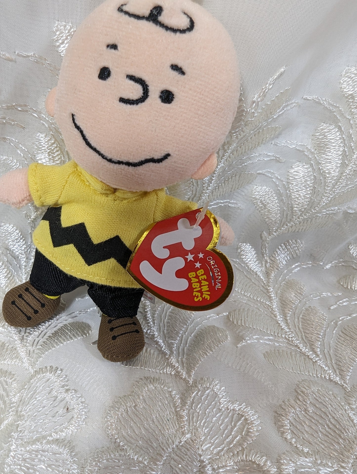 Ty Beanie Baby Clip - Charlie Brown from the Peanuts (4.5in) - Vintage Beanies Canada