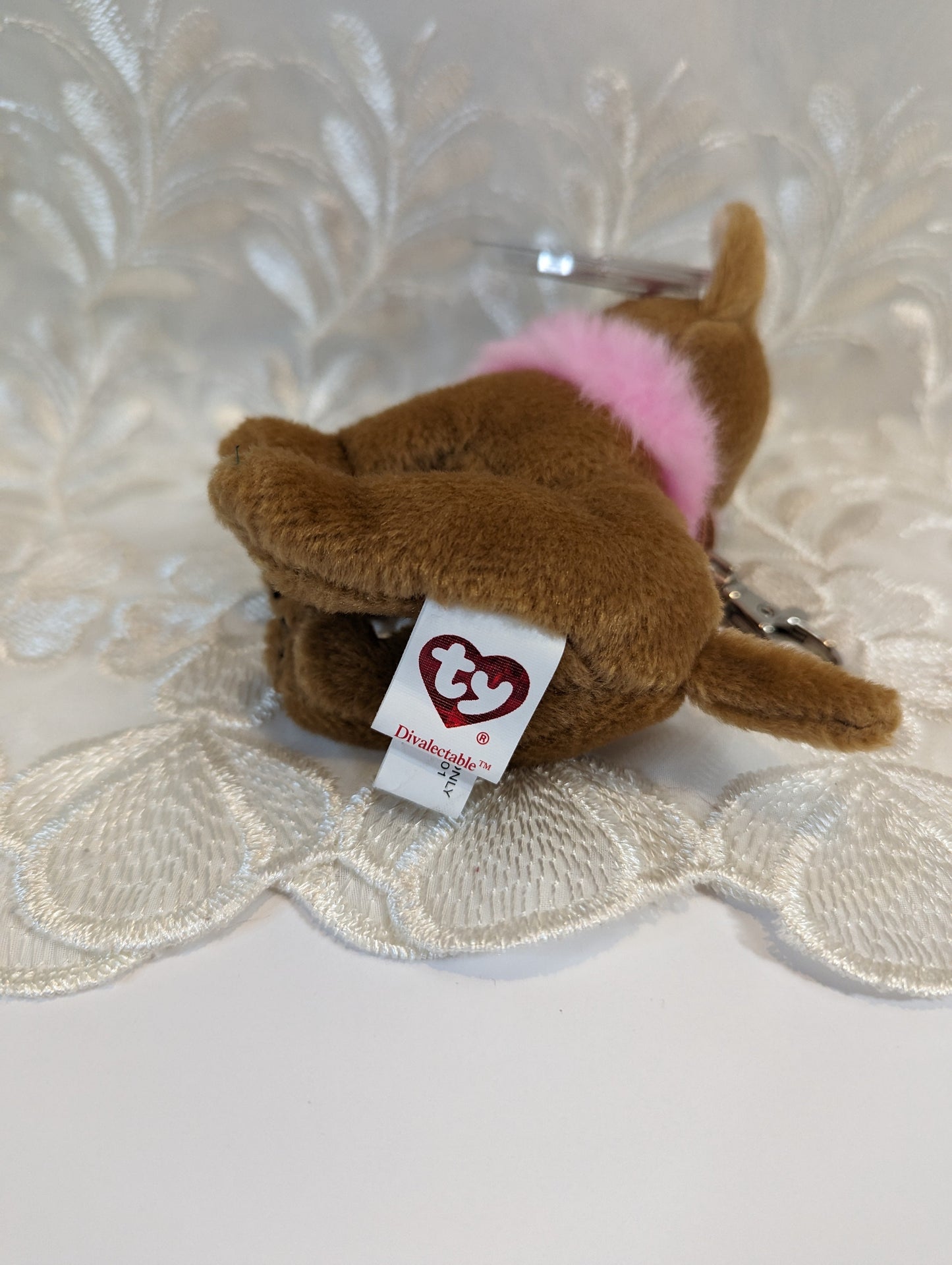 Ty Beanie Baby - Divalectable the Chihuahua Dog (4in) Small Metal Clip - Vintage Beanies Canada