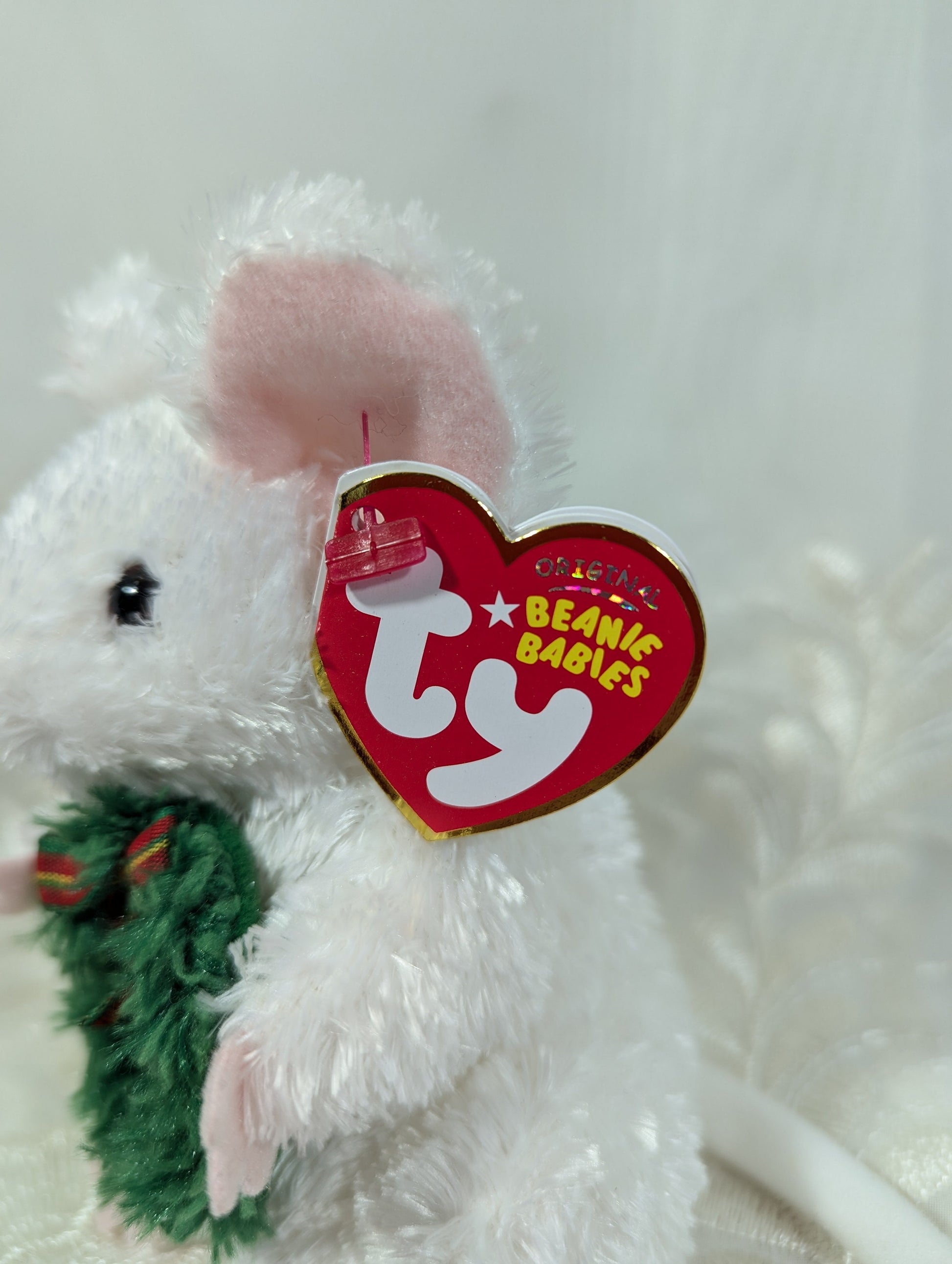 Ty Beanie Baby - Garlands The Christmas Mouse (6in) - Vintage Beanies Canada