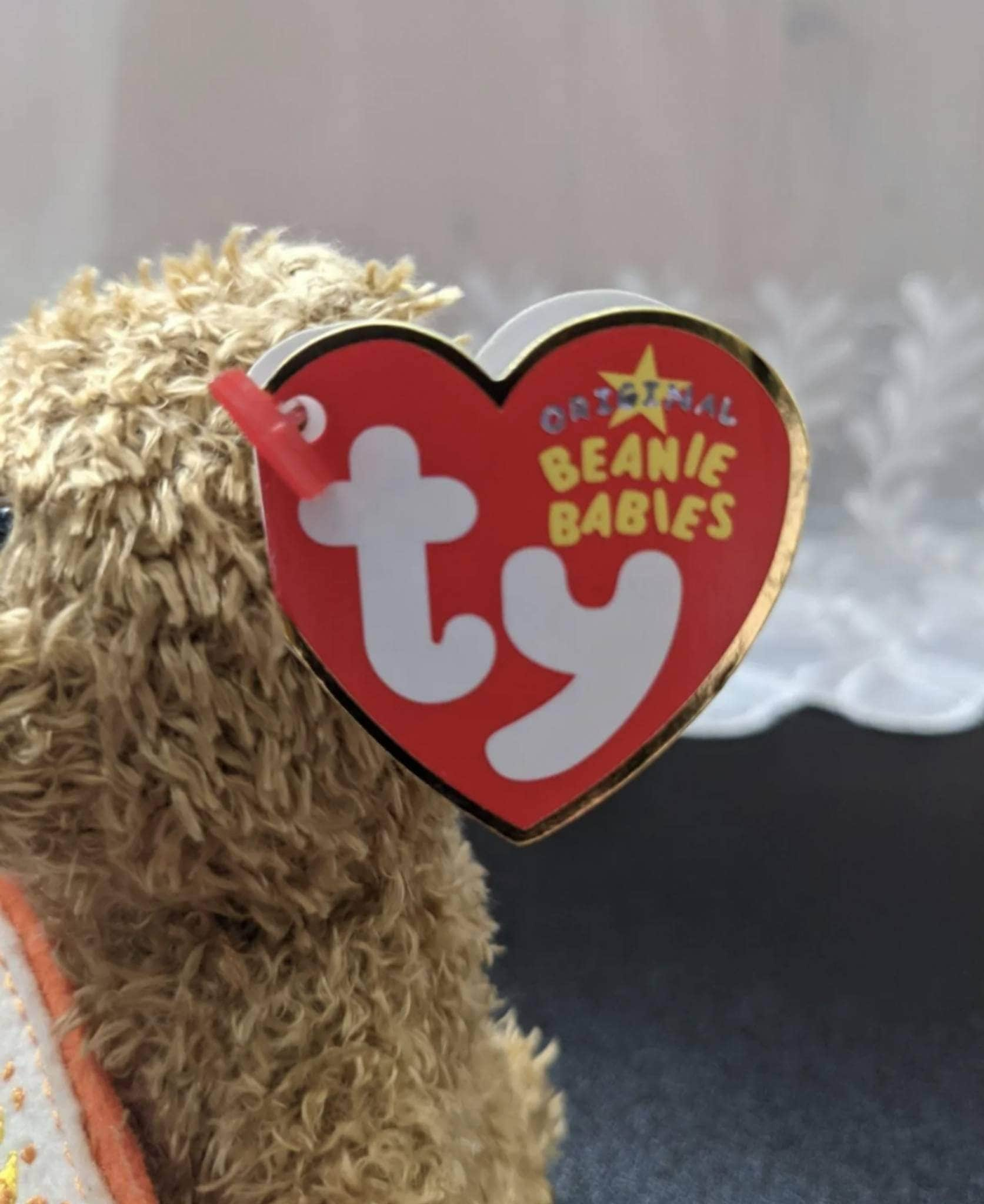 Ty Beanie Baby - Happy Birthday Bear With Sign Greetings Collection (4.5 in) - Vintage Beanies Canada