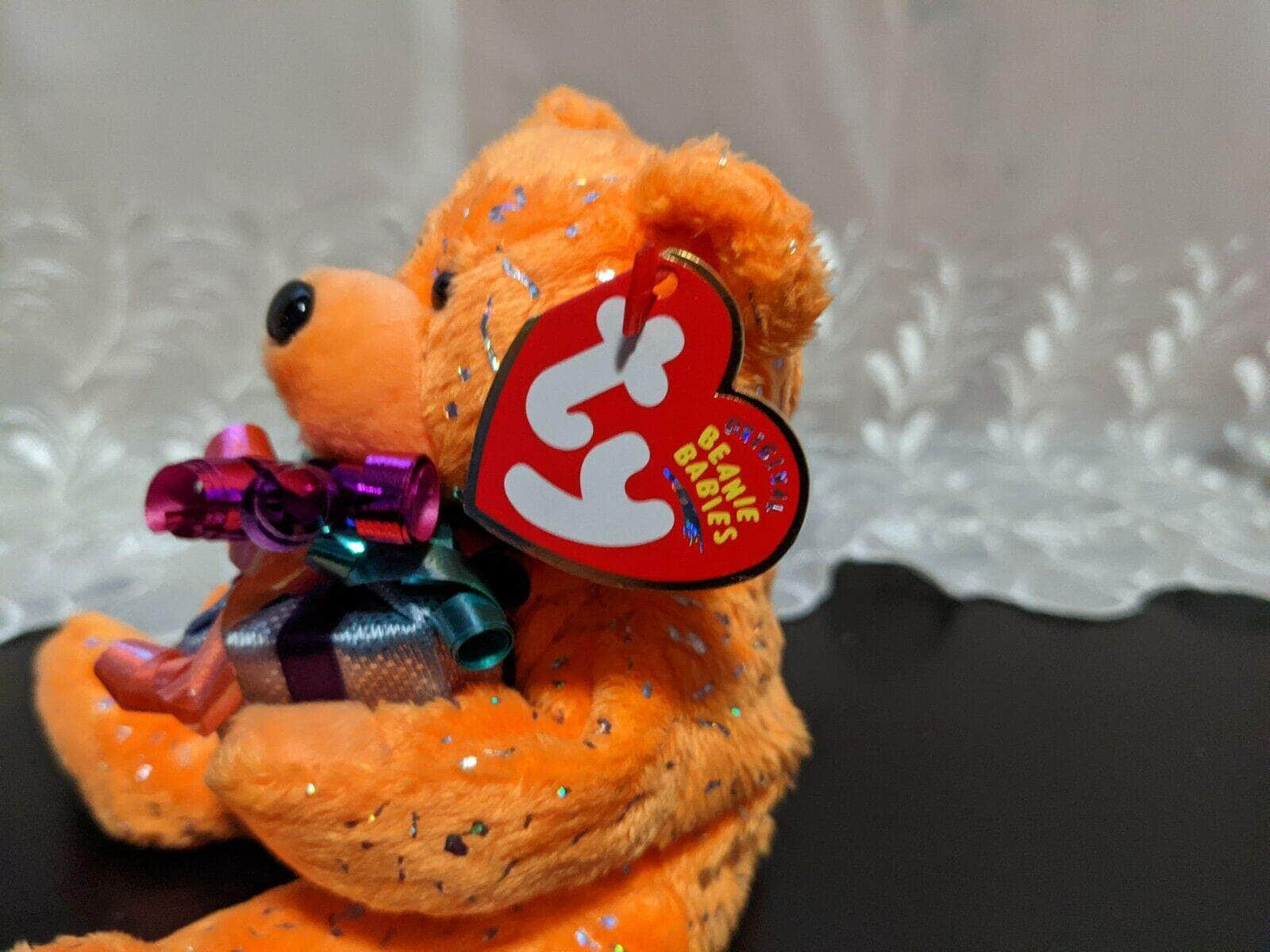 Ty Beanie Baby - Happy Birthday! The Bear Holding A Gift (6in) - Vintage Beanies Canada