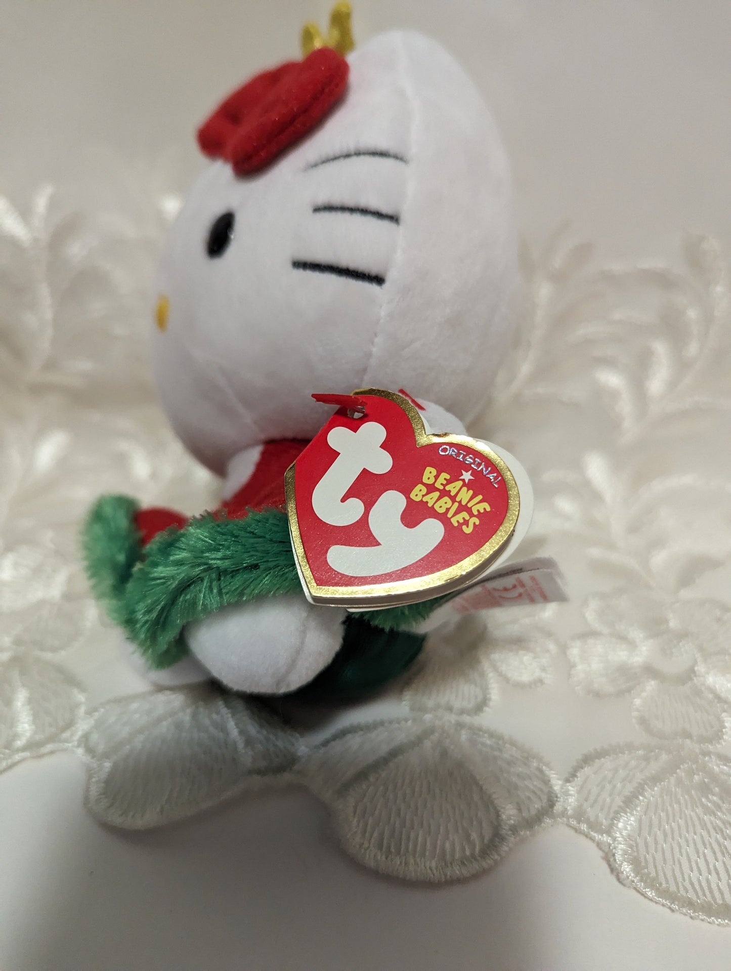 Ty Beanie Baby - Hello Kitty Christmas Reindeer (5.5in) - Vintage Beanies Canada