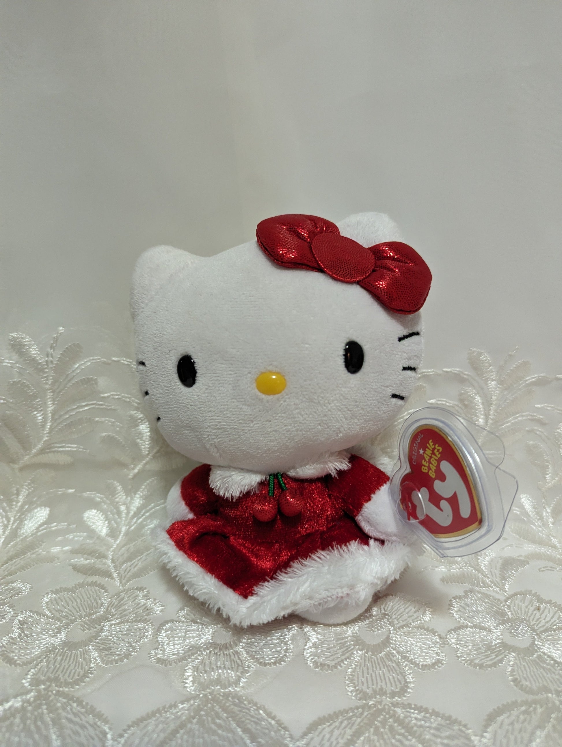 Ty Beanie Baby - Hello Kitty In Red Christmas Dress (5.5in) - Vintage Beanies Canada