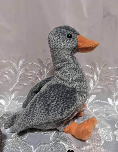 Ty Beanie Baby - Honks The Gray Goose (6in) - Vintage Beanies Canada