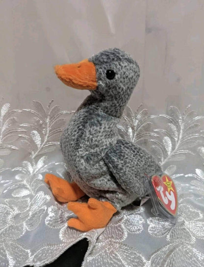 Ty Beanie Baby - Honks The Gray Goose (6in) - Vintage Beanies Canada