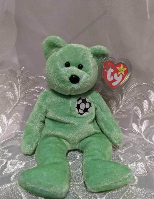 Ty Beanie baby - Kicks The Green Soccer Bear (8.5in) - Vintage Beanies Canada