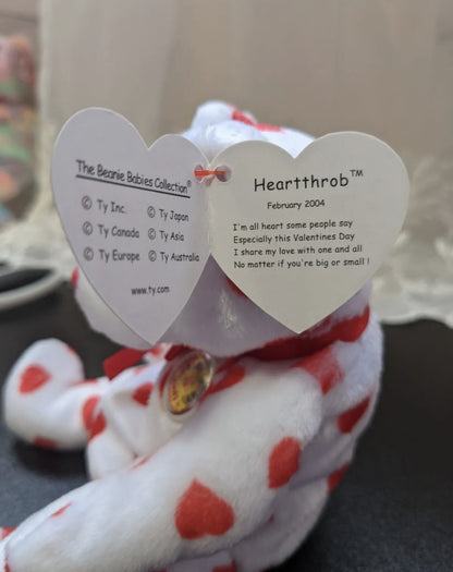 Ty Beanie Baby Of The Month - Heartthrob The Bear (6in) February 2004 - Vintage Beanies Canada