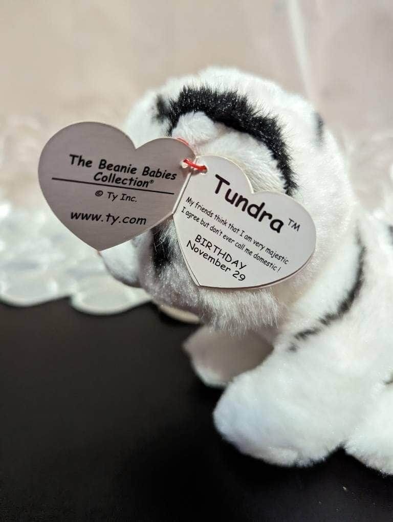 Ty Beanie Baby- Tundra The White Tiger (6in) - Vintage Beanies Canada
