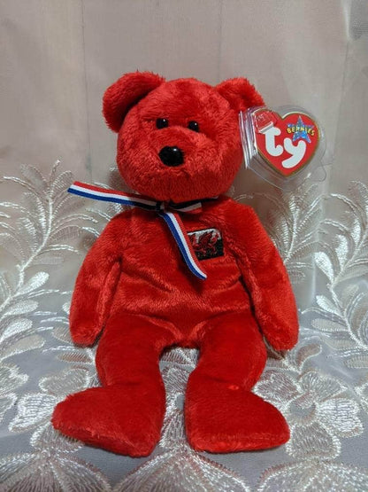 Ty Beanie Baby - Wales The Red Bear UK Exclusive (9in) - Vintage Beanies Canada