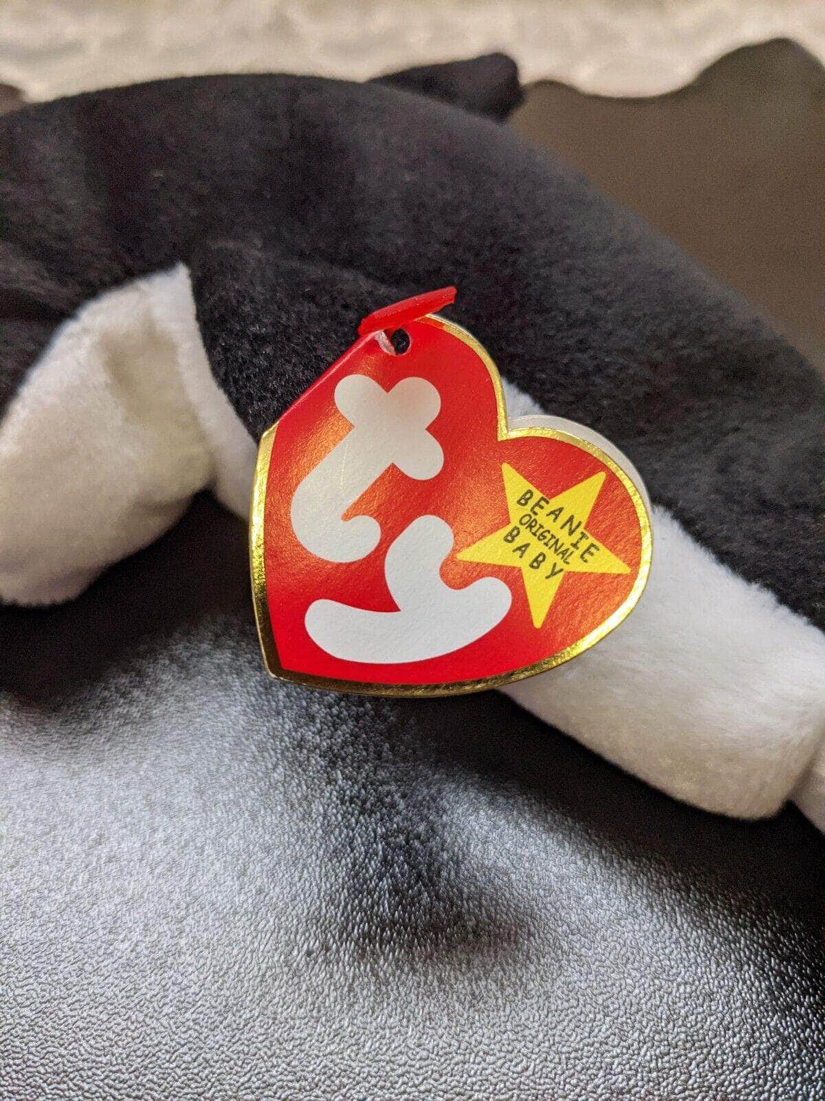 Ty Beanie Baby - Waves the Orca Whale (7in) - Vintage Beanies Canada