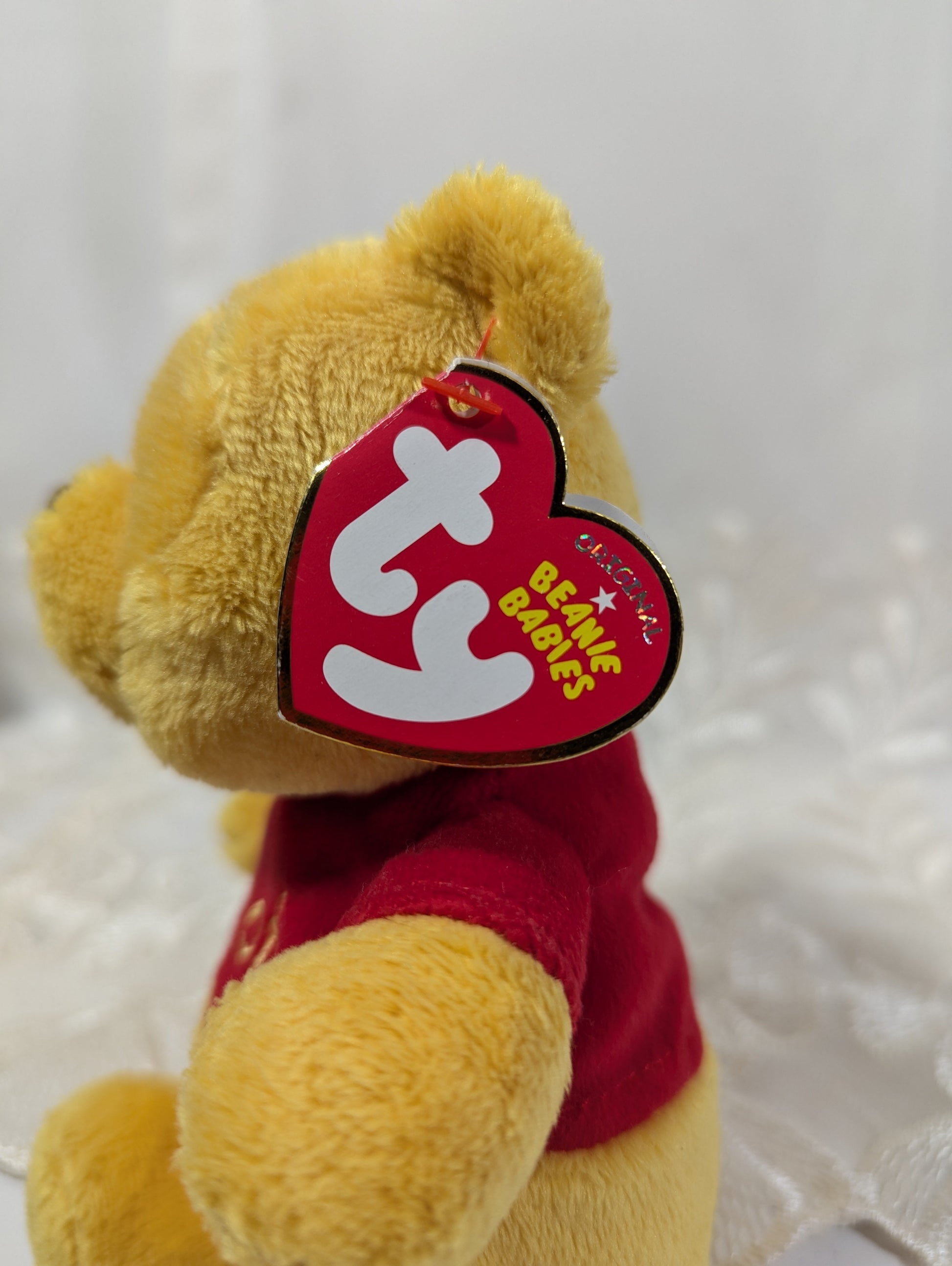 Ty Beanie Baby - Winnie the Pooh the bear (6in) *Rare* Creased Tag - Vintage Beanies Canada