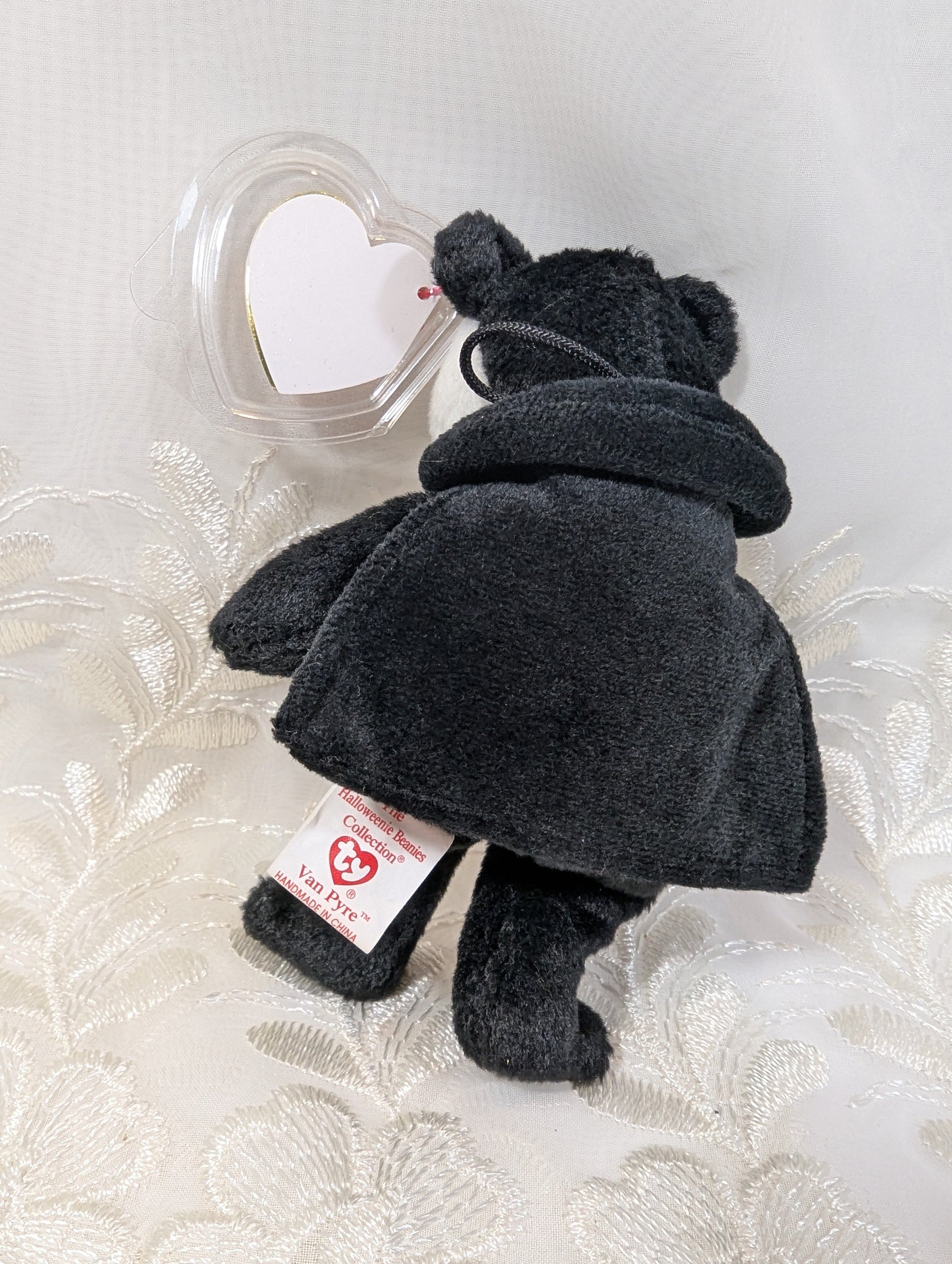 Ty Halloweenie Beanie - Van Pyre The Vampire Bear (5in) *Tiny* - Vintage Beanies Canada