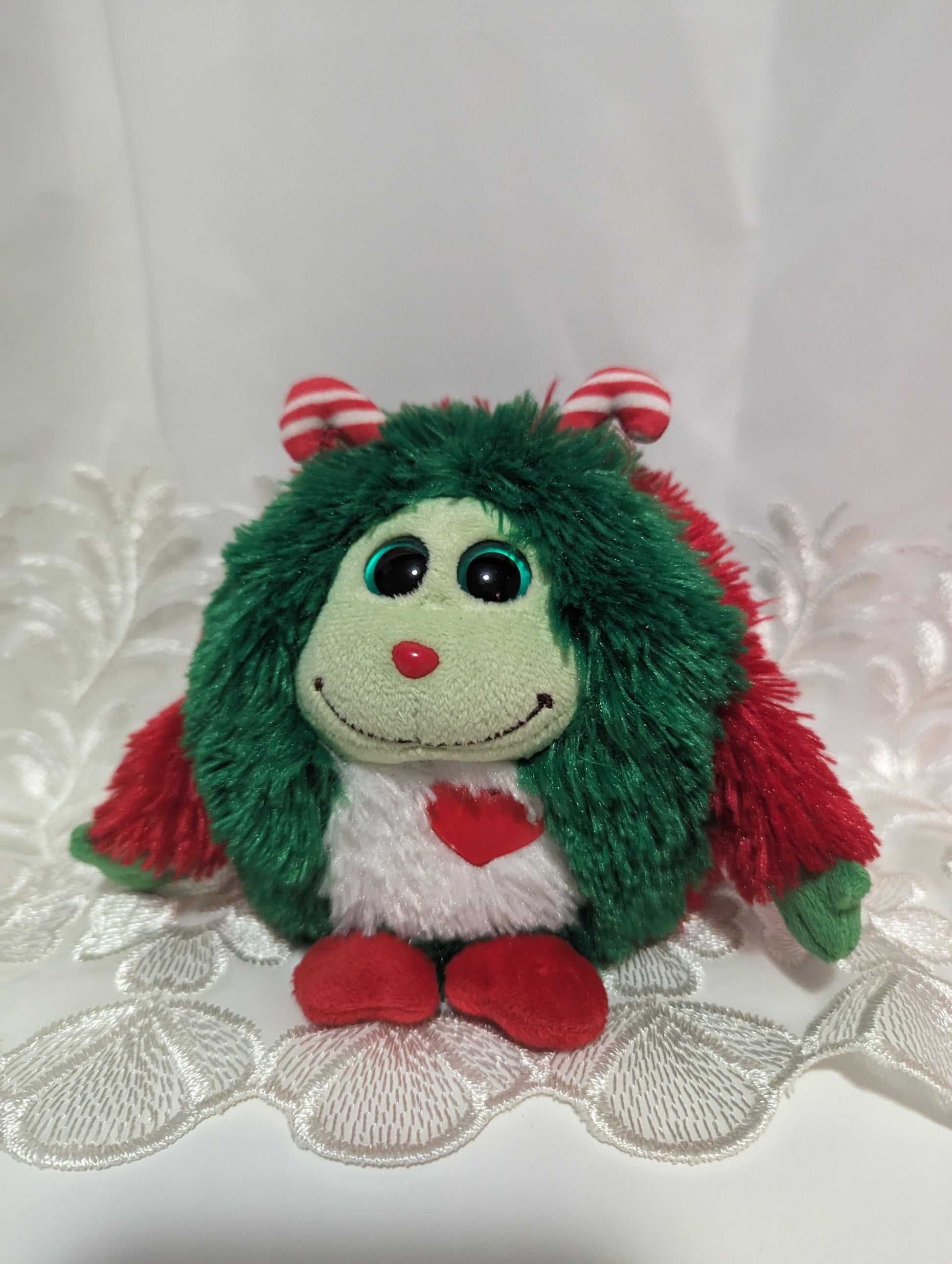 Ty Monstaz - Holly the Christmas monster (6in) Distorted Sound No Hang Tag - Vintage Beanies Canada