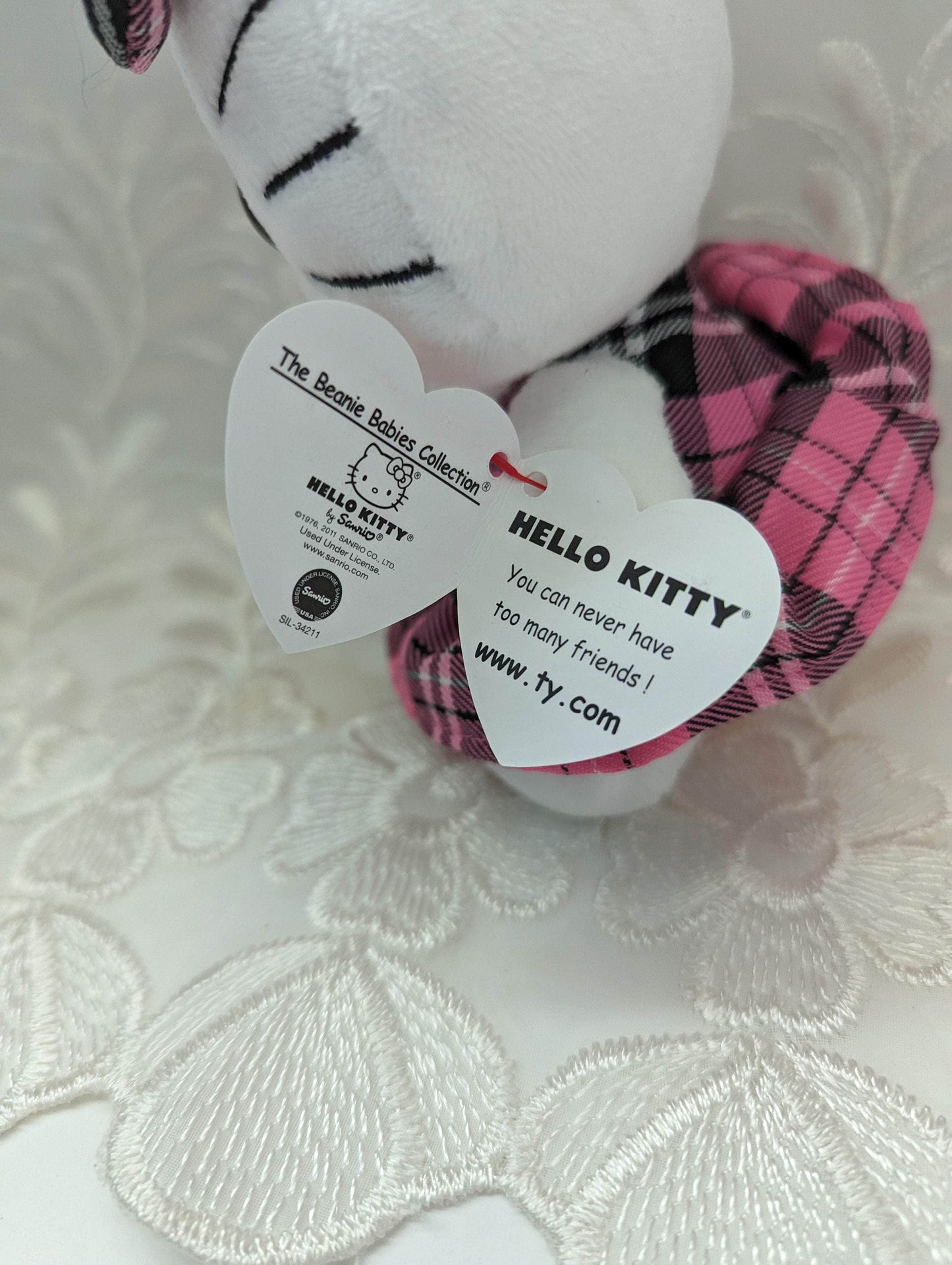 Ty Beanie Baby hello Kitty the Hello Kitty Plush in Pink Plaid 5.5 Inch -   Canada